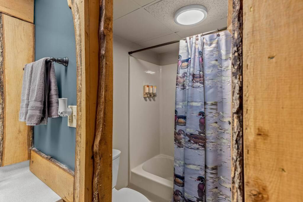 Stonegate 2 Queen Beds Fast Wifi 50