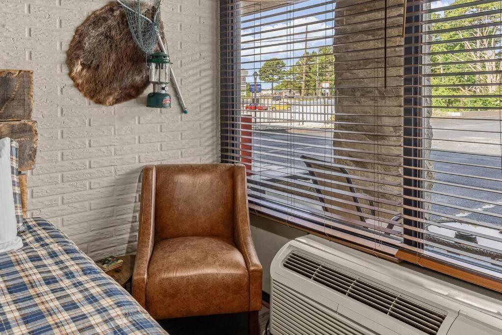 Stonegate 2 Queen Beds Fast Wifi 50